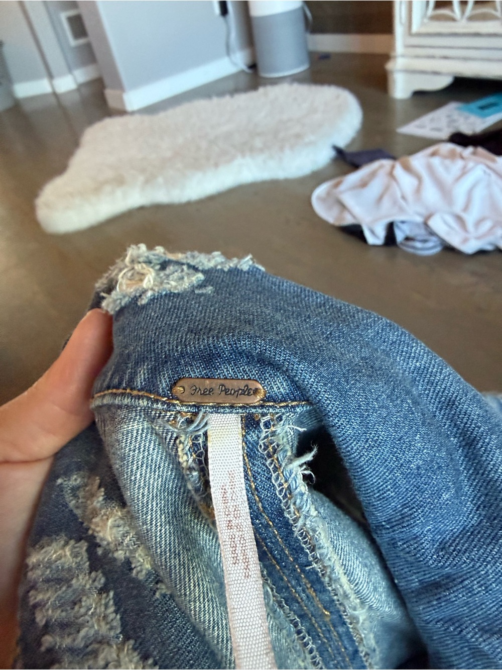 Jeans Subcategory Classification - Picture 4 of 4